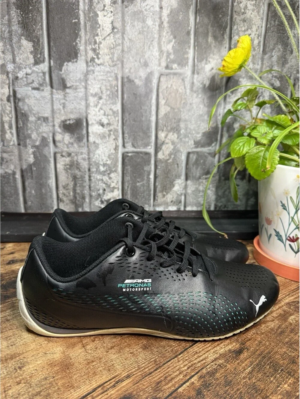 PUMA Mercedes-AMG Petronas Motorsport Sneakers Men’s US 9 Black Athletic Shoes